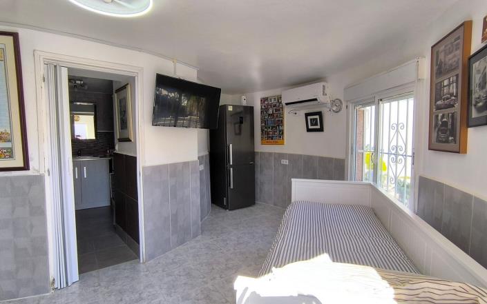 Image No.25-4 Bed Villa / Detached for sale