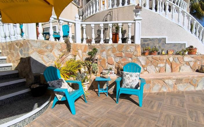 Image No.29-4 Bed Villa / Detached for sale