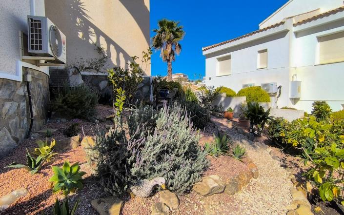 Image No.36-4 Bed Villa / Detached for sale