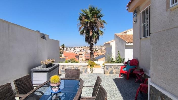 Image No.23-4 Bed Villa / Detached for sale