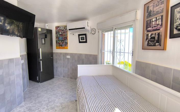 Image No.25-4 Bed Villa / Detached for sale