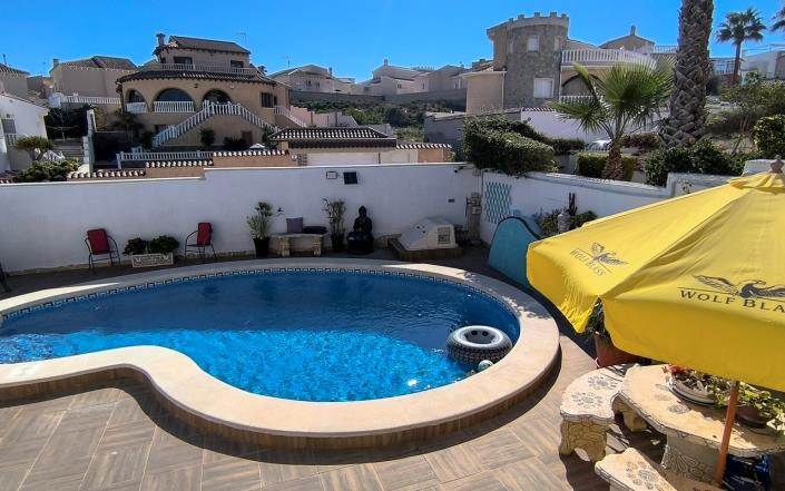 Image No.37-4 Bed Villa / Detached for sale