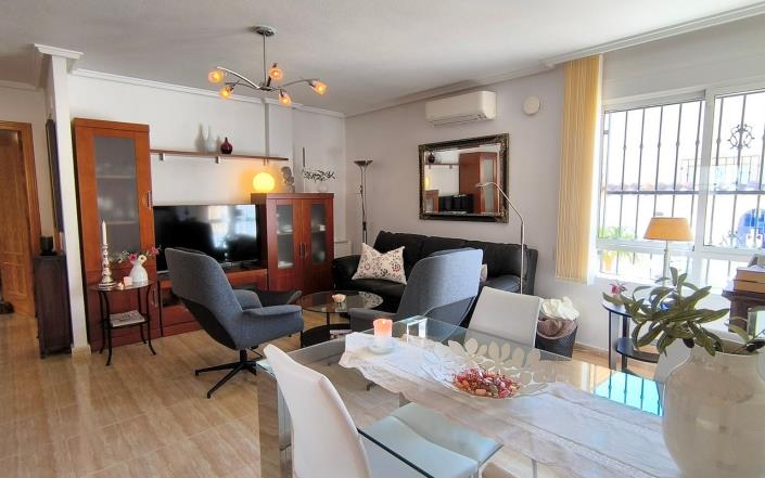 Image No.6-3 Bed Villa / Detached for sale