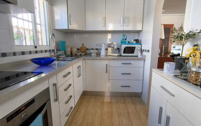 Image No.11-3 Bed Villa / Detached for sale