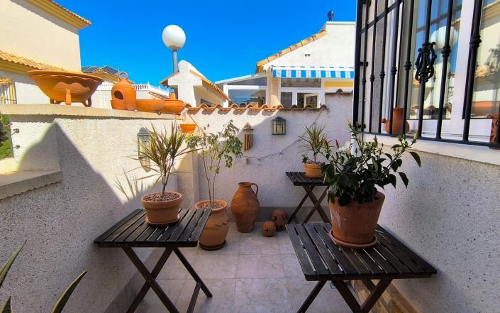 Image No.34-3 Bed Villa / Detached for sale