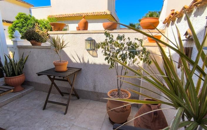 Image No.35-3 Bed Villa / Detached for sale