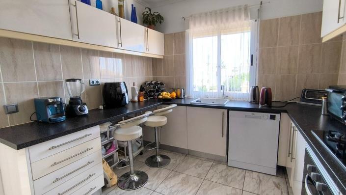 Image No.17-4 Bed Villa / Detached for sale
