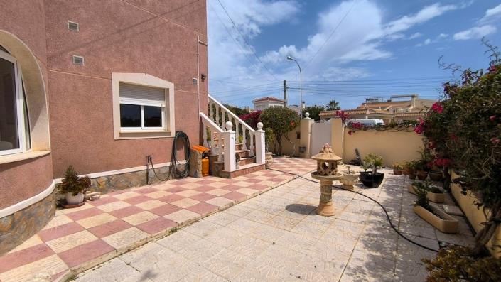 Image No.26-4 Bed Villa / Detached for sale
