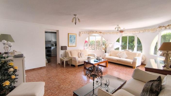 Image No.30-4 Bed Villa / Detached for sale