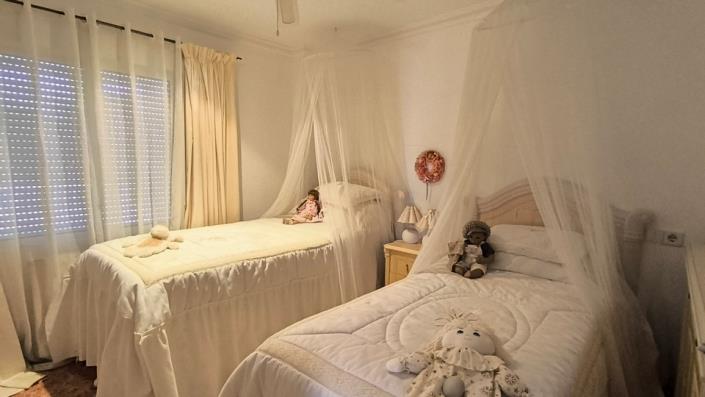 Image No.32-4 Bed Villa / Detached for sale
