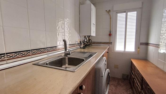 Image No.35-4 Bed Villa / Detached for sale