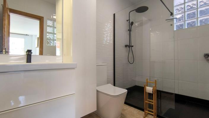 Image No.22-3 Bed Apartment for sale