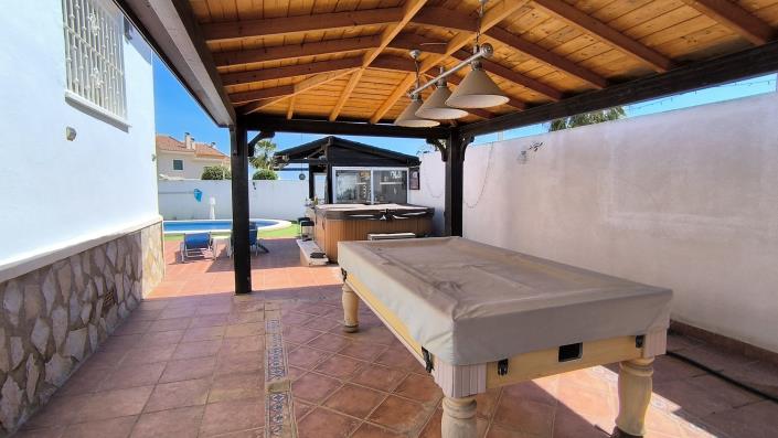Image No.29-3 Bed Villa / Detached for sale