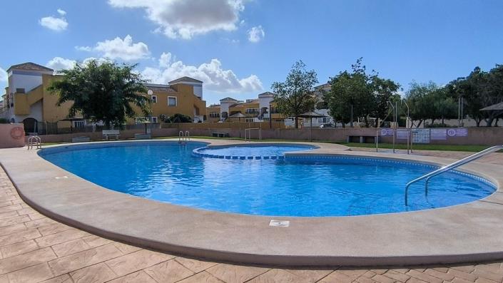 Image No.21-2 Bed Apartment for sale