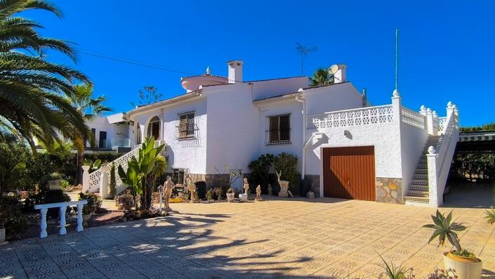 Image No.25-3 Bed Villa / Detached for sale