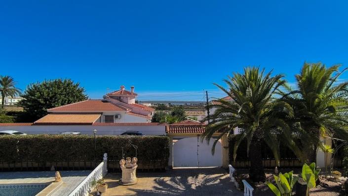 Image No.28-3 Bed Villa / Detached for sale