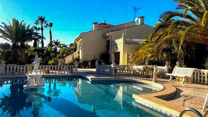 Image No.40-3 Bed Villa / Detached for sale