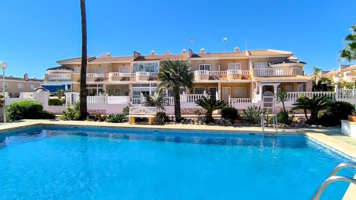 Image No.22-2 Bed Townhouse for sale
