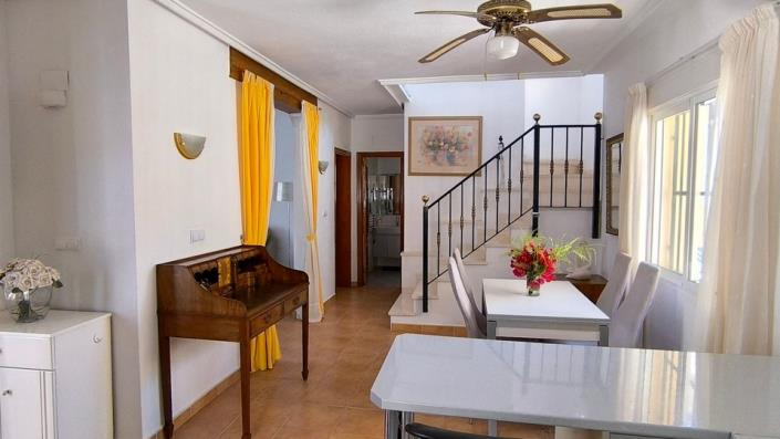 Image No.9-3 Bed Villa / Detached for sale