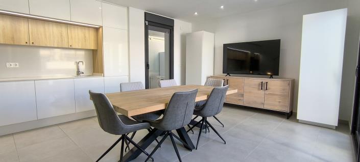 Image No.5-5 Bed Villa / Detached for sale