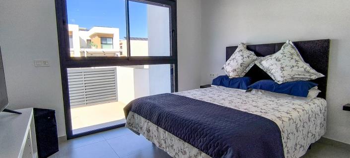Image No.10-5 Bed Villa / Detached for sale