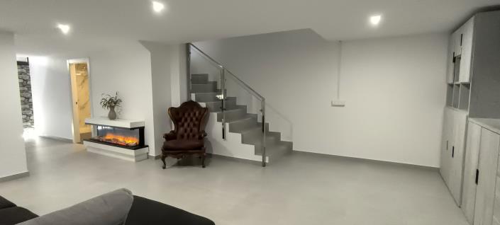 Image No.28-5 Bed Villa / Detached for sale