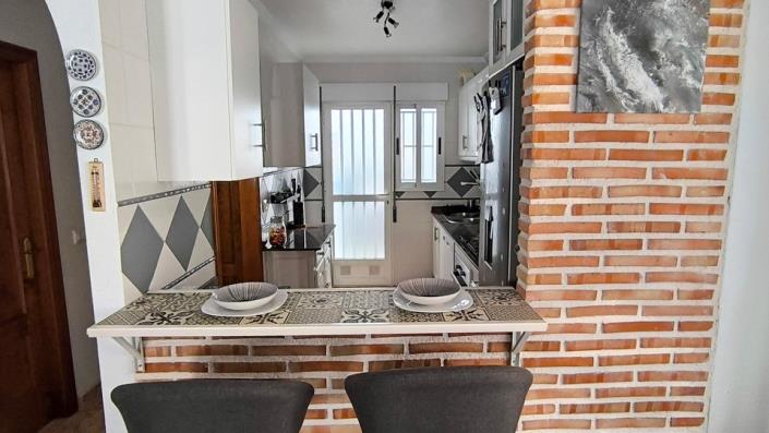 Image No.6-2 Bed Villa / Detached for sale