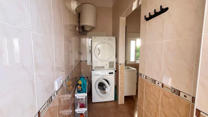 Image No.29-3 Bed Country Property for sale