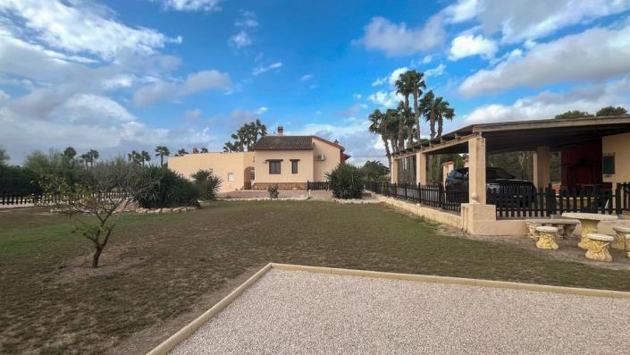 Image No.36-3 Bed Country Property for sale