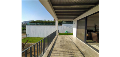 detached-spacious-villa-with-private-pool-and