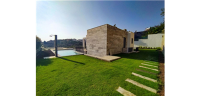 detached-spacious-villa-with-private-pool-and