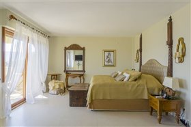 Image No.22-6 Bed Villa for sale