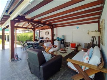 detached-villa-with-private-swimming-pool-enc