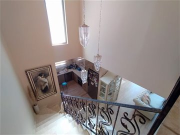 detached-villa-with-private-swimming-pool-enc