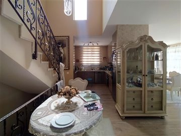 detached-villa-with-private-swimming-pool-enc