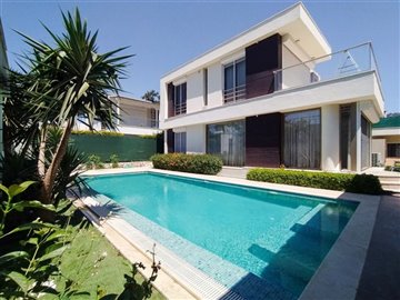 detached-villa-with-private-swimming-pool-enc