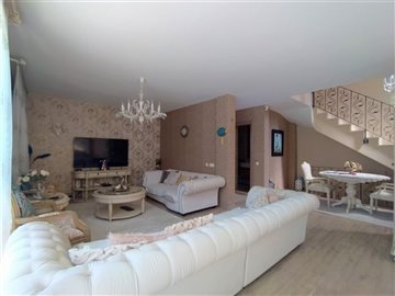 detached-villa-with-private-swimming-pool-enc