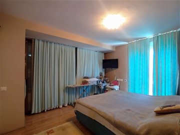 detached-villa-with-private-swimming-pool-enc
