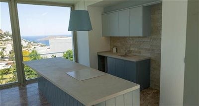 newly-renovated-resale-opportunity-villa-with
