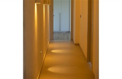 newly-renovated-resale-opportunity-villa-with