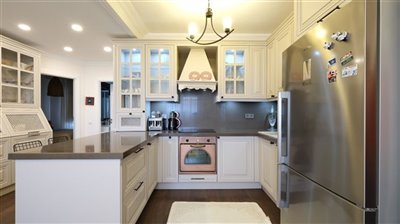 3-bedroom-garden-floor-apartment-residence-wi