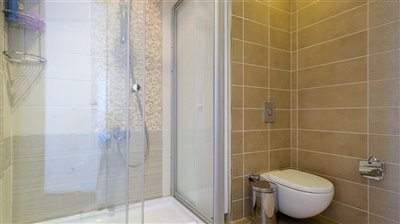 3-bedroom-garden-floor-apartment-residence-wi