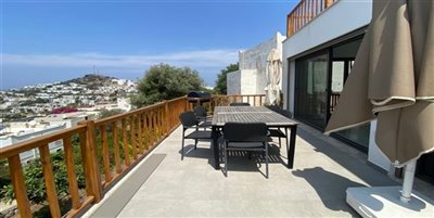 detached-villa-with-sea-views-on-secure-compl