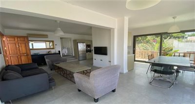 detached-villa-with-sea-views-on-secure-compl