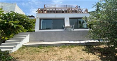 detached-villa-with-sea-views-on-secure-compl