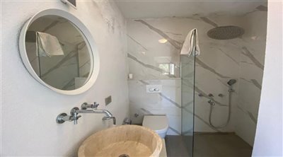 detached-villa-with-sea-views-on-secure-compl