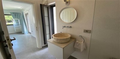 detached-villa-with-sea-views-on-secure-compl