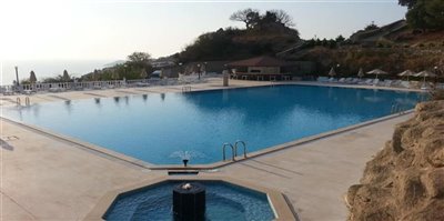 detached-villa-with-sea-views-on-secure-compl