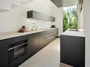 22-exclusive-residence-villas-with-sea-views-