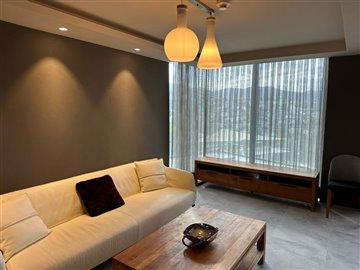 5-bedroom-2-lounge-expansive-villa-with-studi
